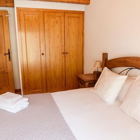 La Cabana Dels Isards Alp Exterior photo
