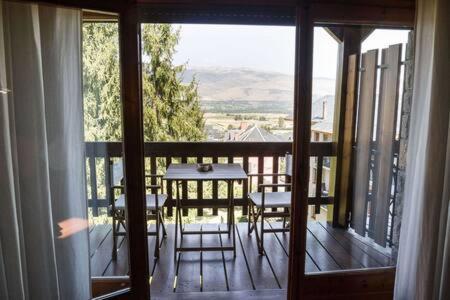 La Cabana Dels Isards Alp Exterior photo